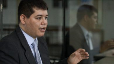 Magistrado del Supremo venezolano huye del País