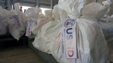 venezolanos se organizan para posible distribución de la ayuda humanitaria