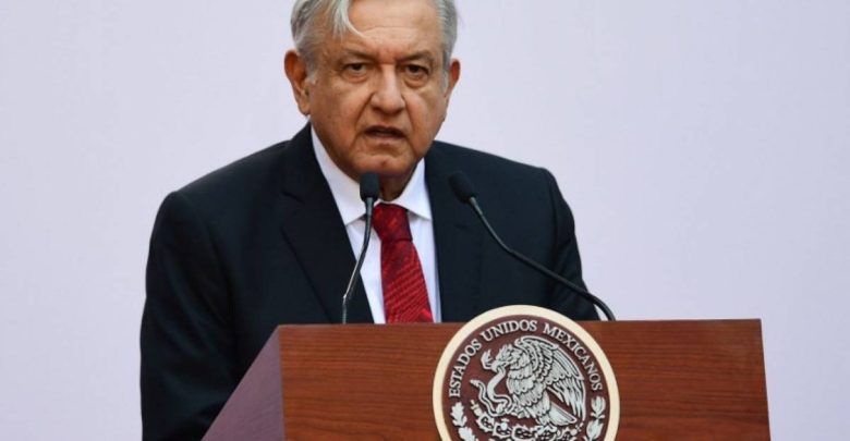 Obrador promete a no reelegirse como presidente en México
