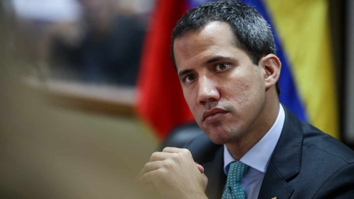 Foto - Guaidó convoca a protesta para este lunes