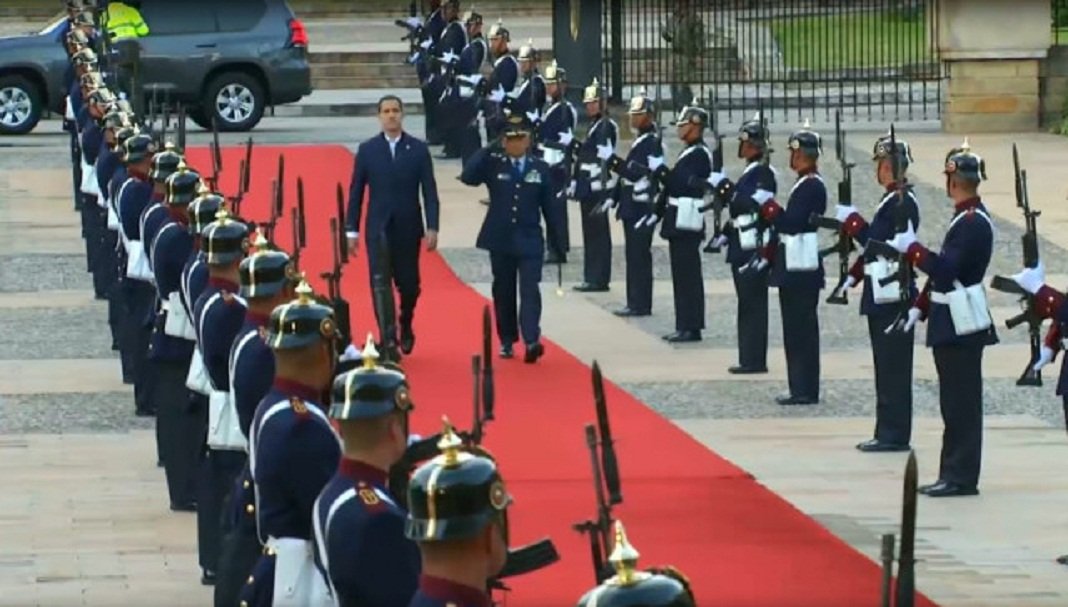 Foto - Juan Guaidó viajó a Colombia pee a la prohibición de salir del país