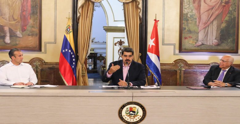 Foto - Maduro propone incluir al embajador de Cuba al consejo de ministro de Venezuela