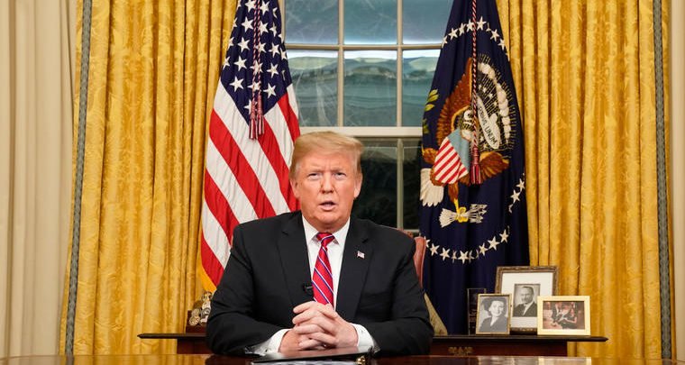 Foto - Trump suspende vuelos desde Europa a EEUU
