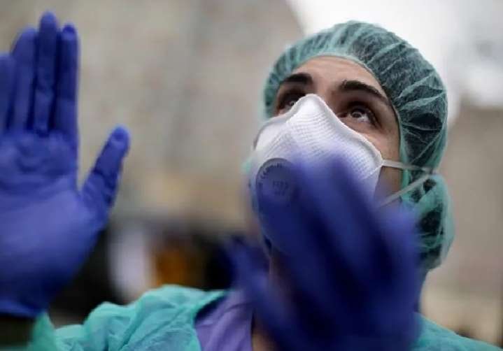 Foto - España estabiliza la cifra de muertes por Covid-19