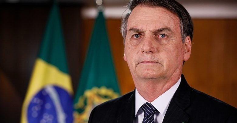 Foto - Bolsonaro tomará acciones legales contra Anonymus
