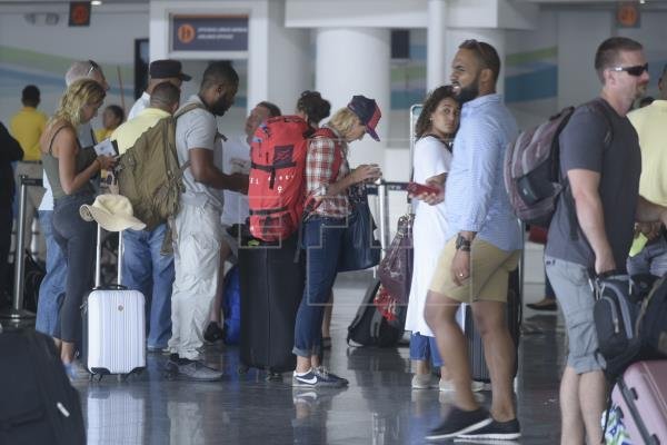 Foto - Coronavirus sigue avanzando en Dominicana