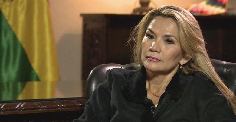 Foto - Jeanine Añez dió positivo a Covid-19