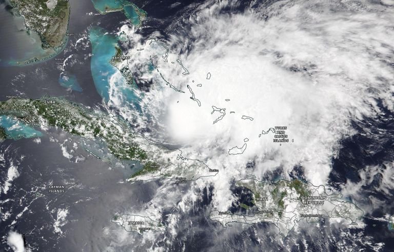 Foto - Isaías azota costa este de Estados Unidos