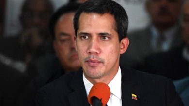 Foto - Guaidó invitó a rebelarse contra Maduro