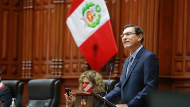 Foto - Vizcarra es destituido por el congreso del Perú