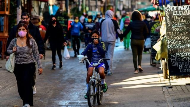Foto - Brasil alcanza los 18 millones de casos de Covid-19
