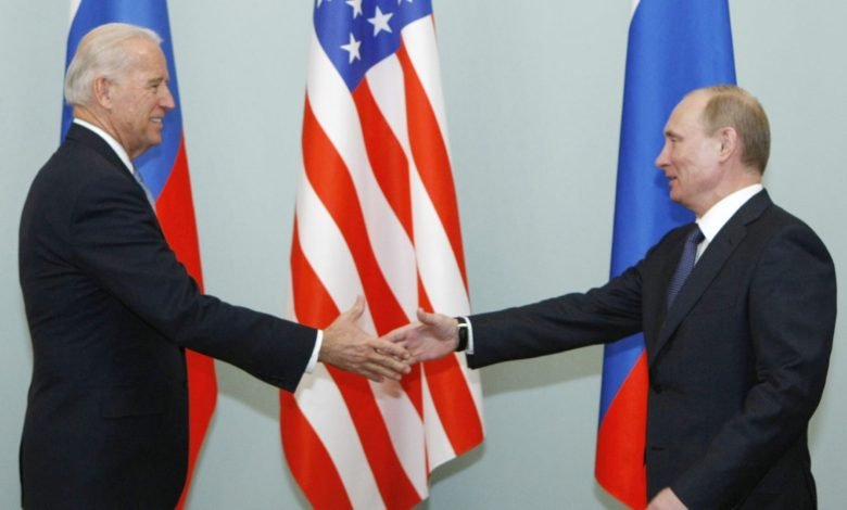 Foto - Biden y Putin se ven por primera vez