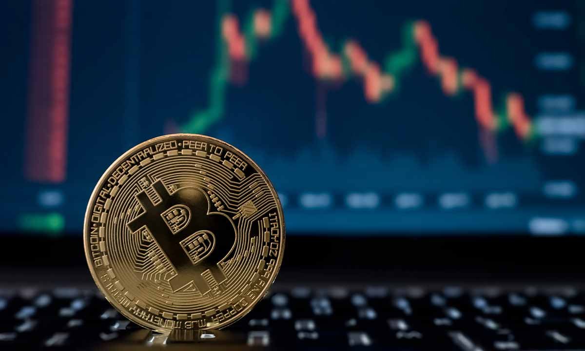 Foto - Bitcoin se desploma agresivamente