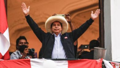 Foto - Castillo aventaja a Fujimori con el 98% de actas escrutadas