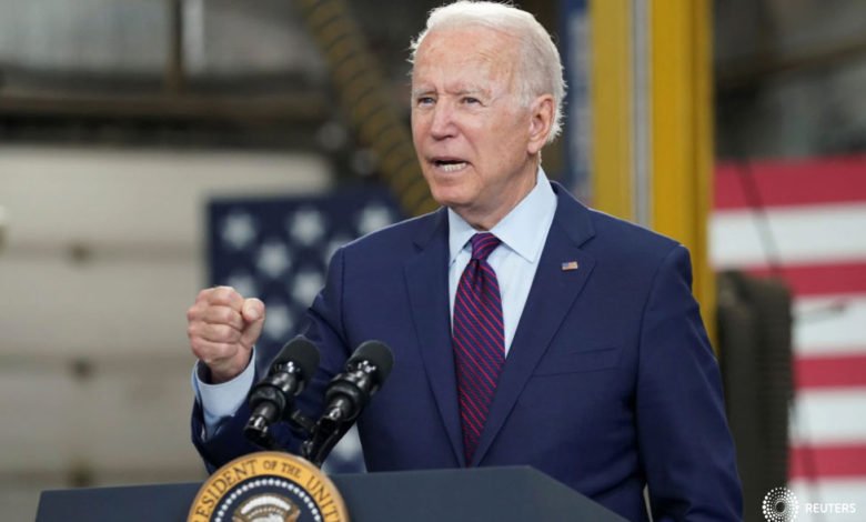 Foto - Biden evalúa restaurar internet en Cuba desde EEUU