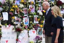 Foto - Biden promete apoyo a familiares de las victimas del derrumbe