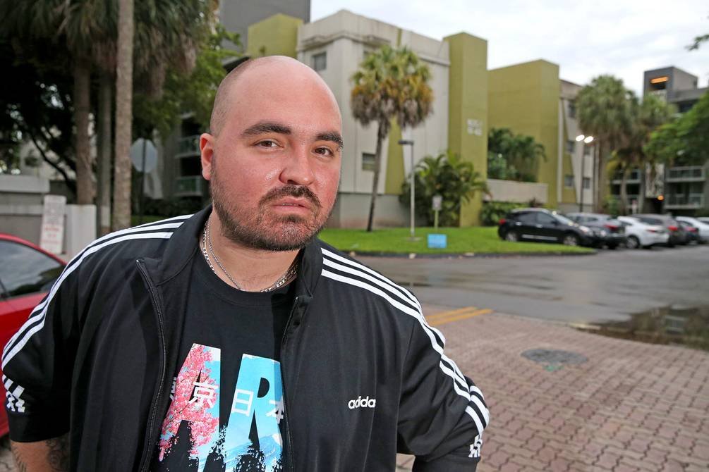 Carlos Lomena, víctima de los desalojos en medio de la pandemia