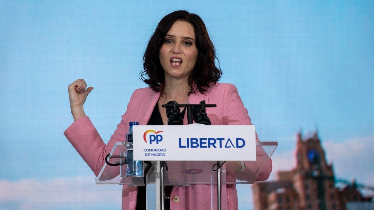 PP se mofa del Papa.