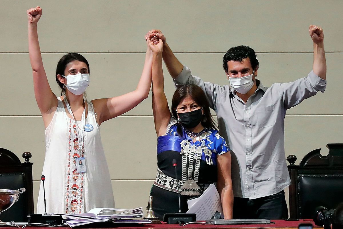 Nueva presidente de la Asamblea Constituyente.