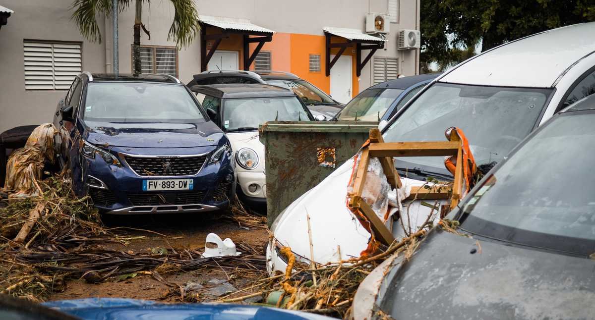 Fiona sube a Categoría 4.