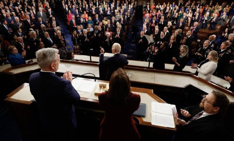 Biden es ridiculizado en vivo.