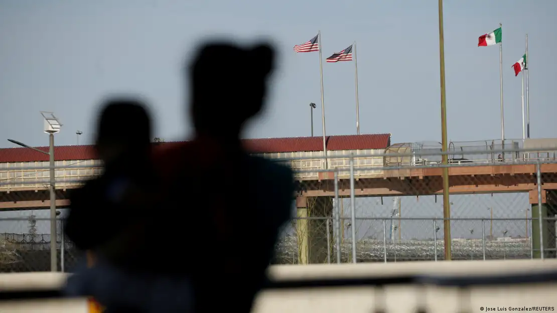 Se mantienen las restricciones.