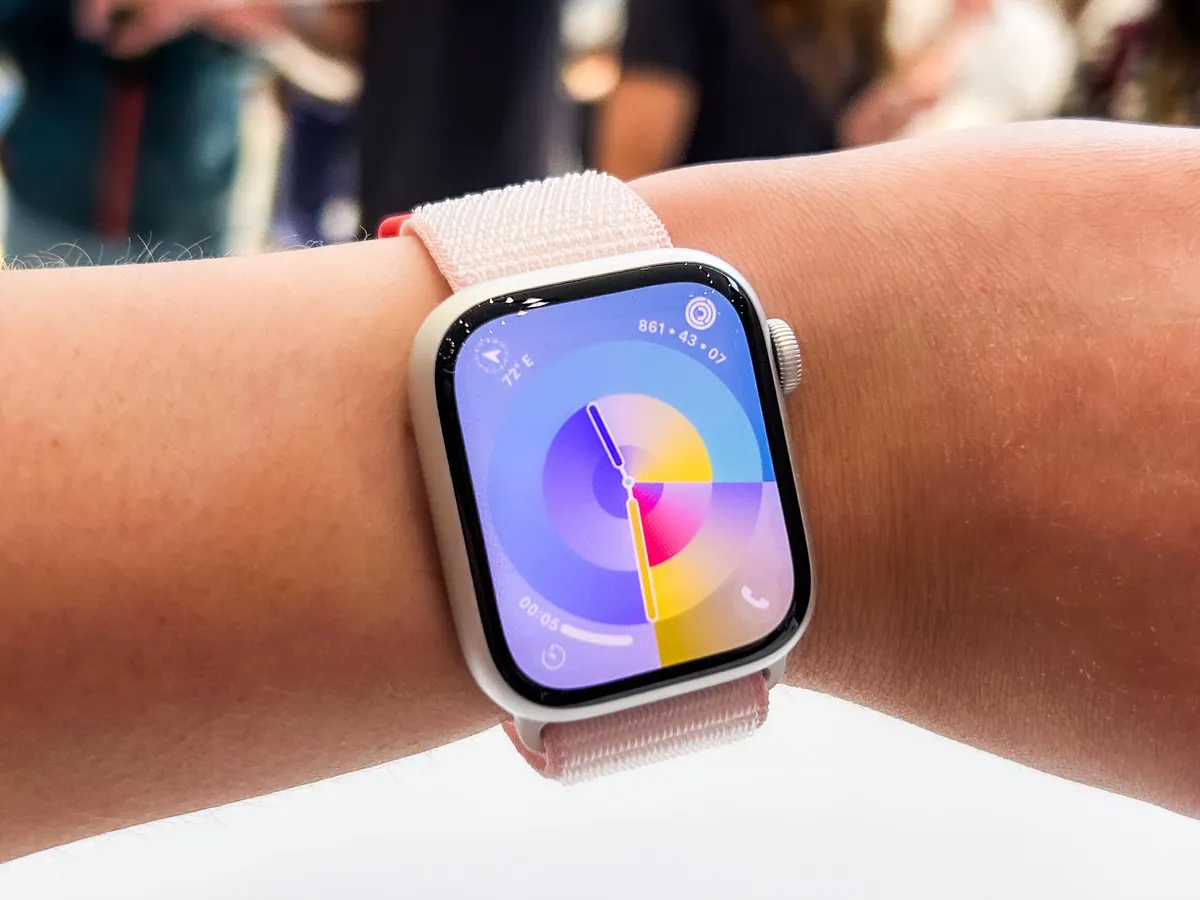 La prohibición afecta al Apple Watch Series 6 y posteriores.